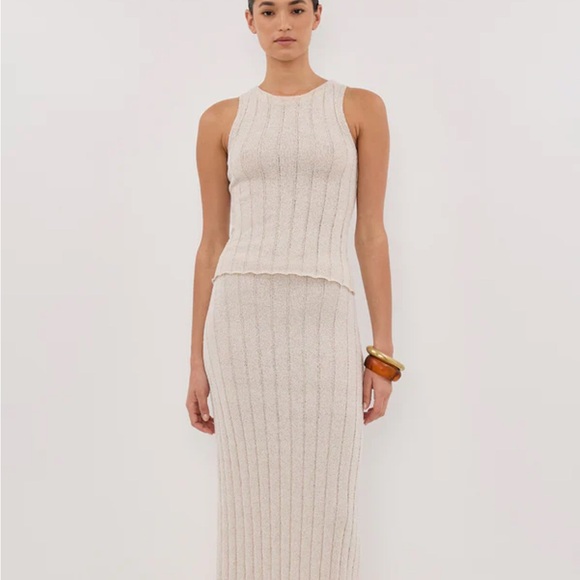 DISSH Cream Ribbed Tank Top - Picture 3 of 3